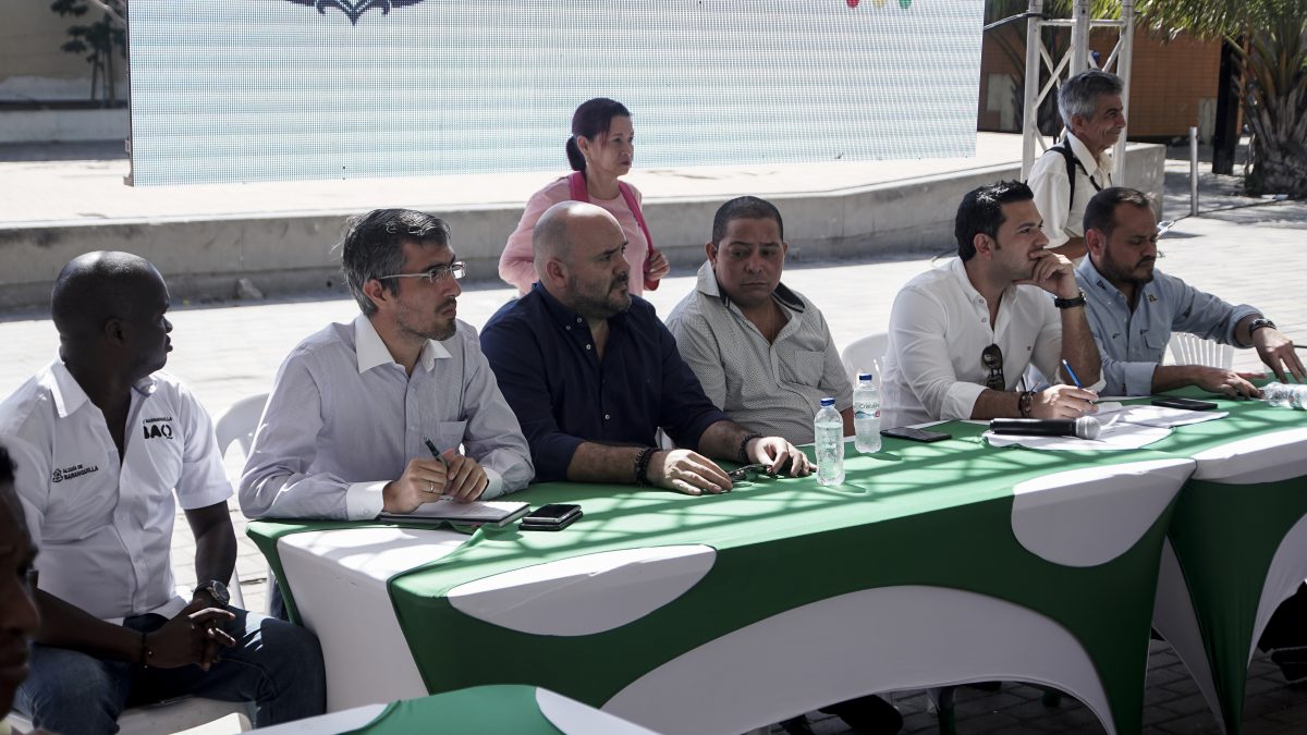 Segunda sesión descentralizada en el Gran Malecón, desarrollada con gran éxito gracias a la participación masiva de la Localidad de Riomar.