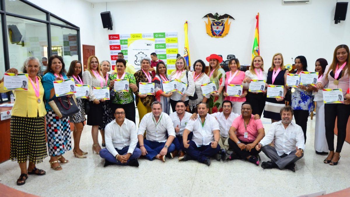 Comisión Primera de Planeación, Infraestructura y de Bienes del Concejo Exaltó a las mujeres del Distrito con la Medalla al Mérito "Ligia Saumeth"